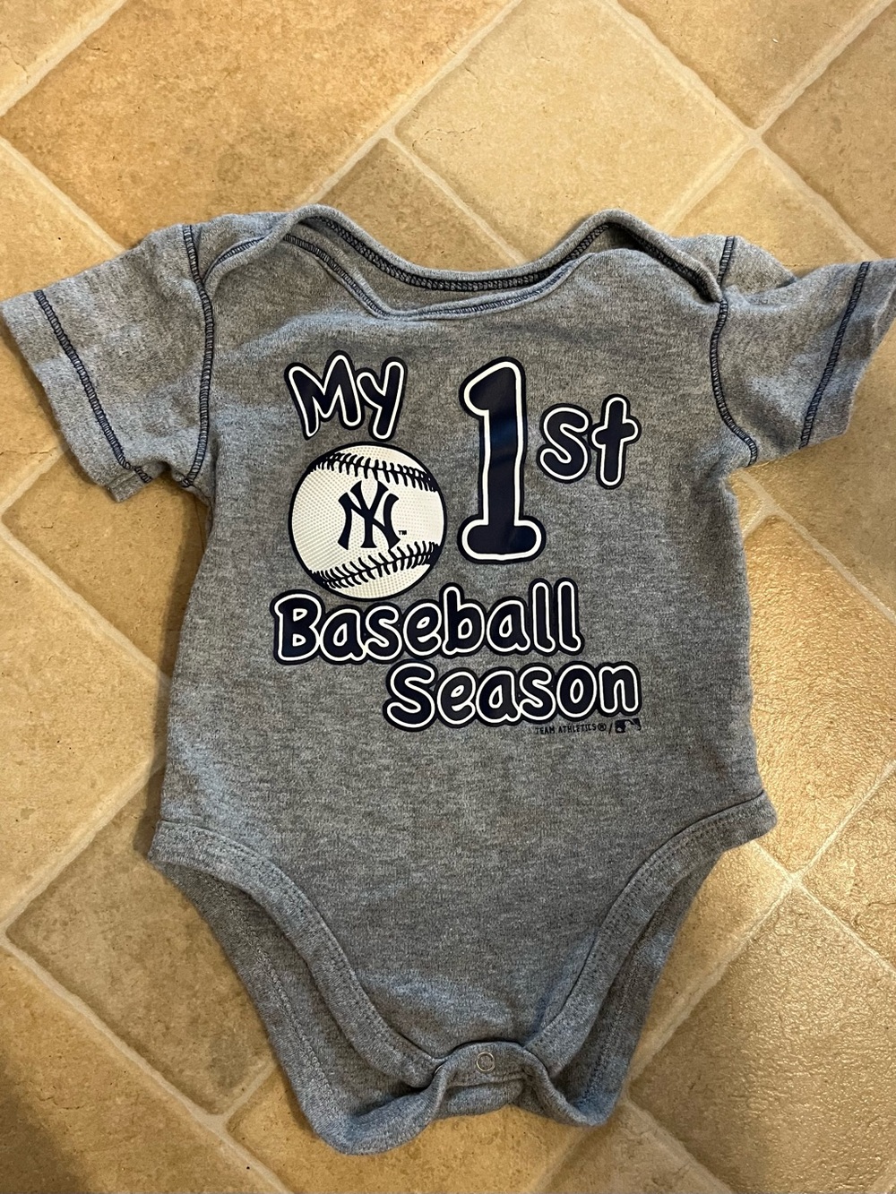 New York Yankees "My 1st Baseball Season" Gray Baby Bodysuit 3/6 M